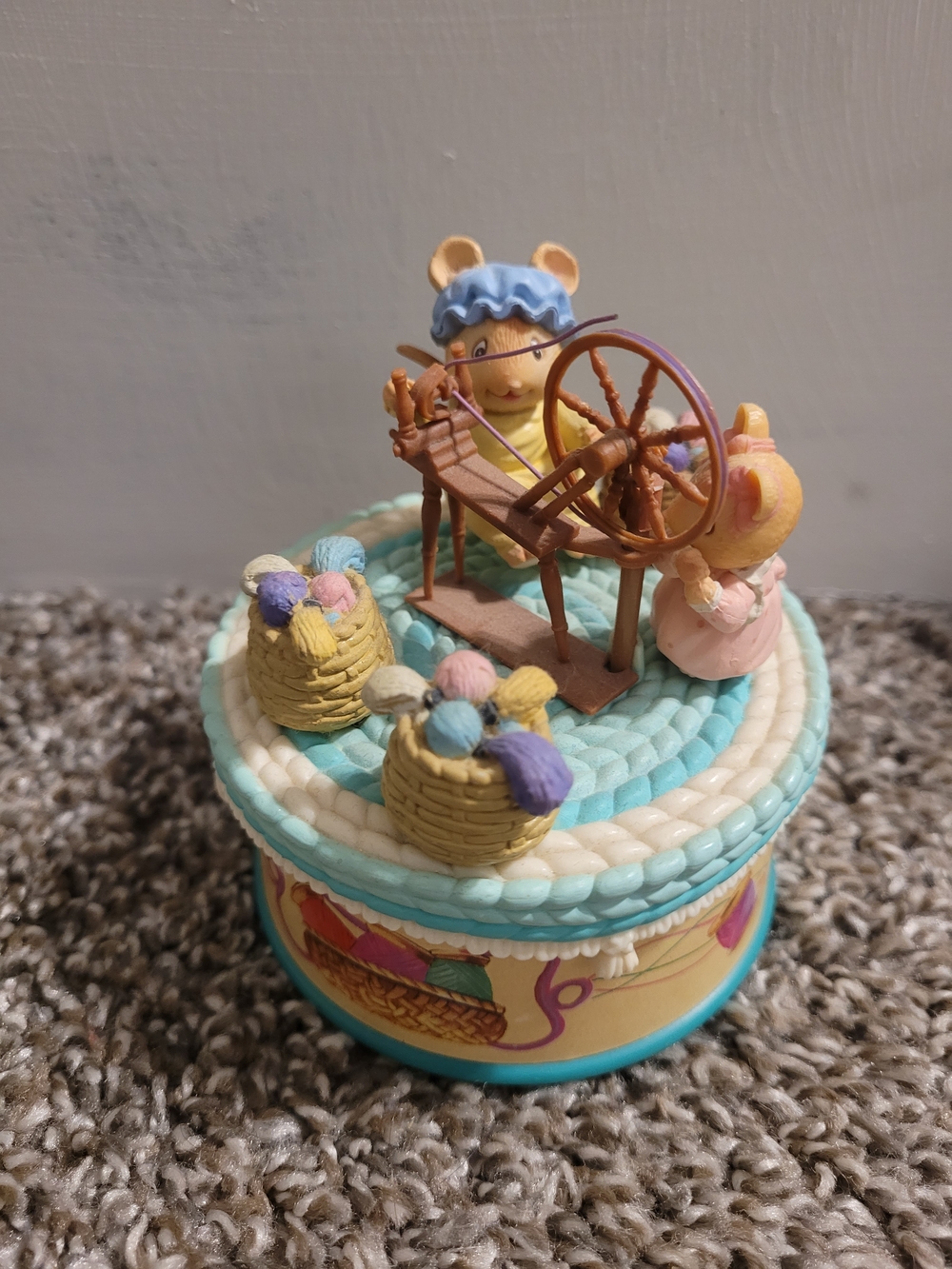 Vintage Enesco Small World of Music Spinning A Yarn Mini Action Musical Animated - Picture 1 of 1